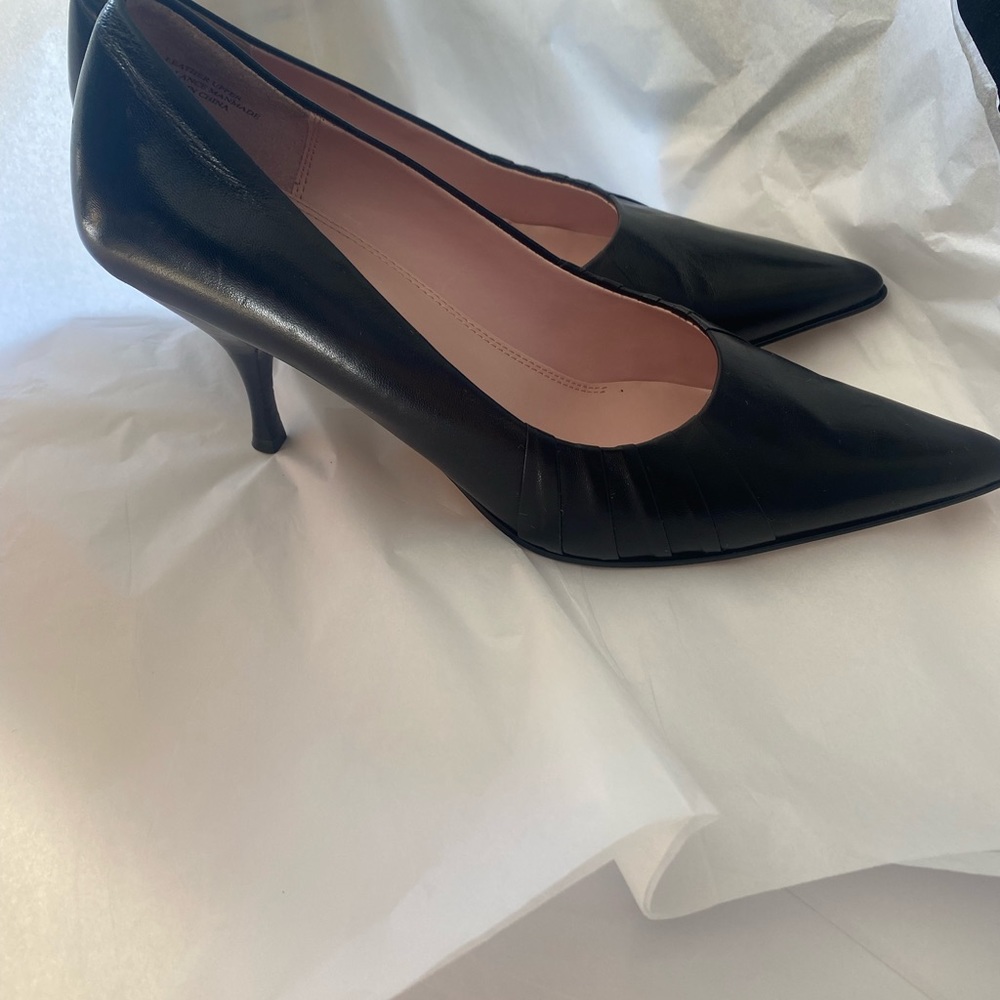 Anne Klein Shoes - Picture 4 of 7